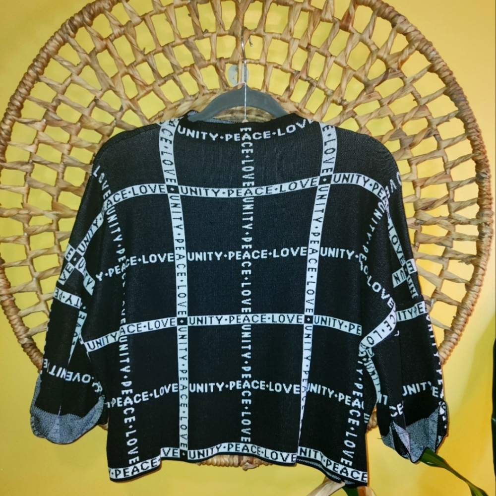 Sweater Crop Top - Picture 2 of 4